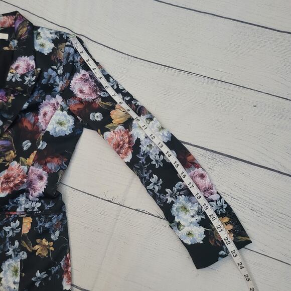 H&M Size 6 Satin Floral Blazer Black Structured Feminine Tailored Dark Coquette - Picture 6 of 8